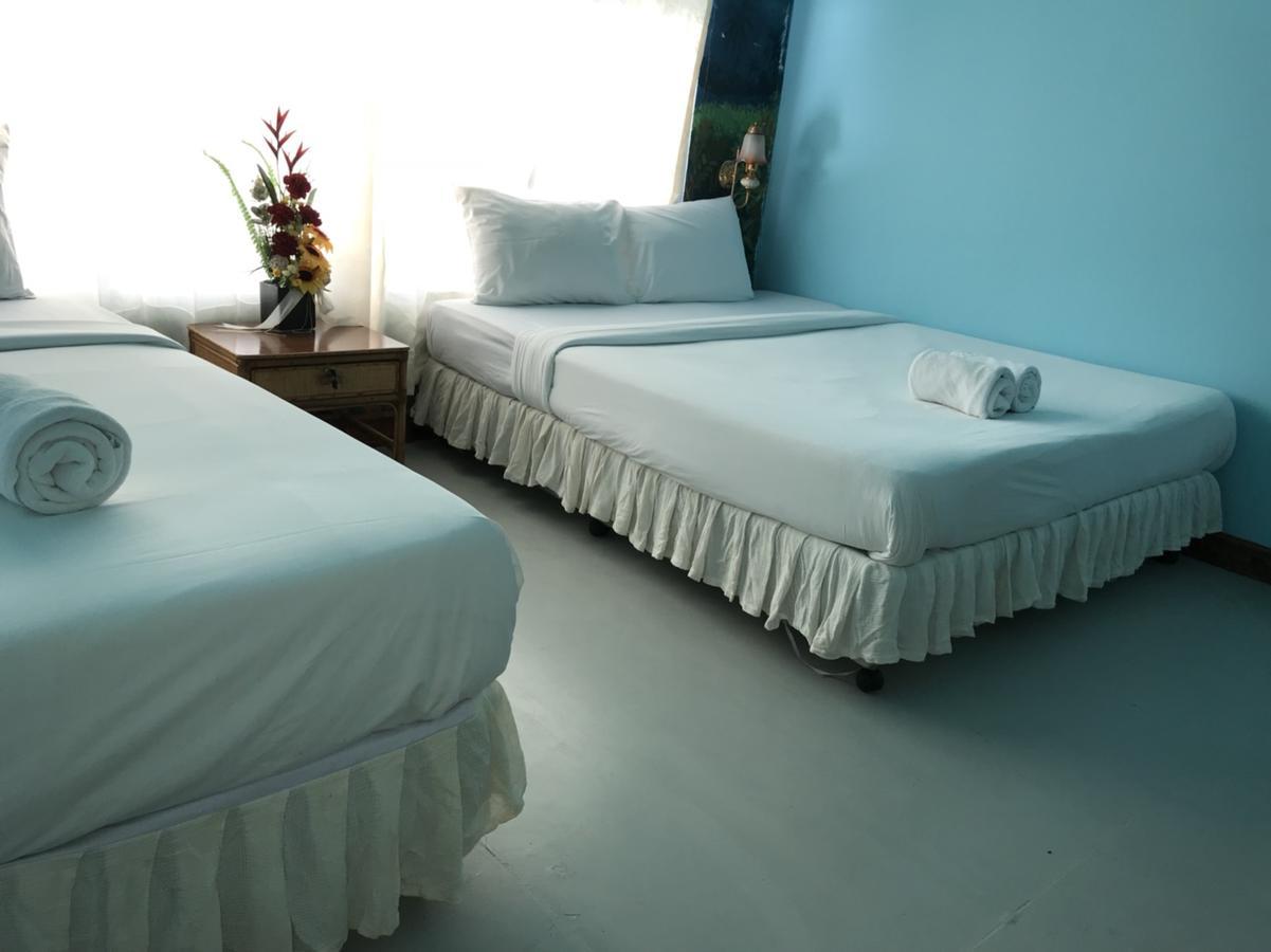 The Corner Transit Hostel Koh Samui Bagian luar foto