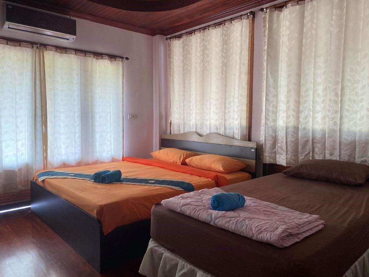 The Corner Transit Hostel Koh Samui Bagian luar foto