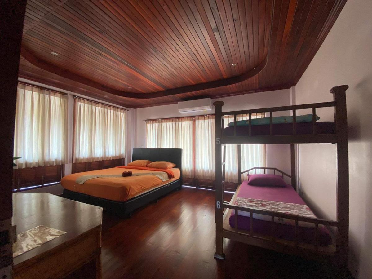 The Corner Transit Hostel Koh Samui Bagian luar foto
